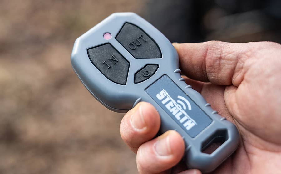 Stealth 3,500lb 12v Electric Winch - Synthetic Rope