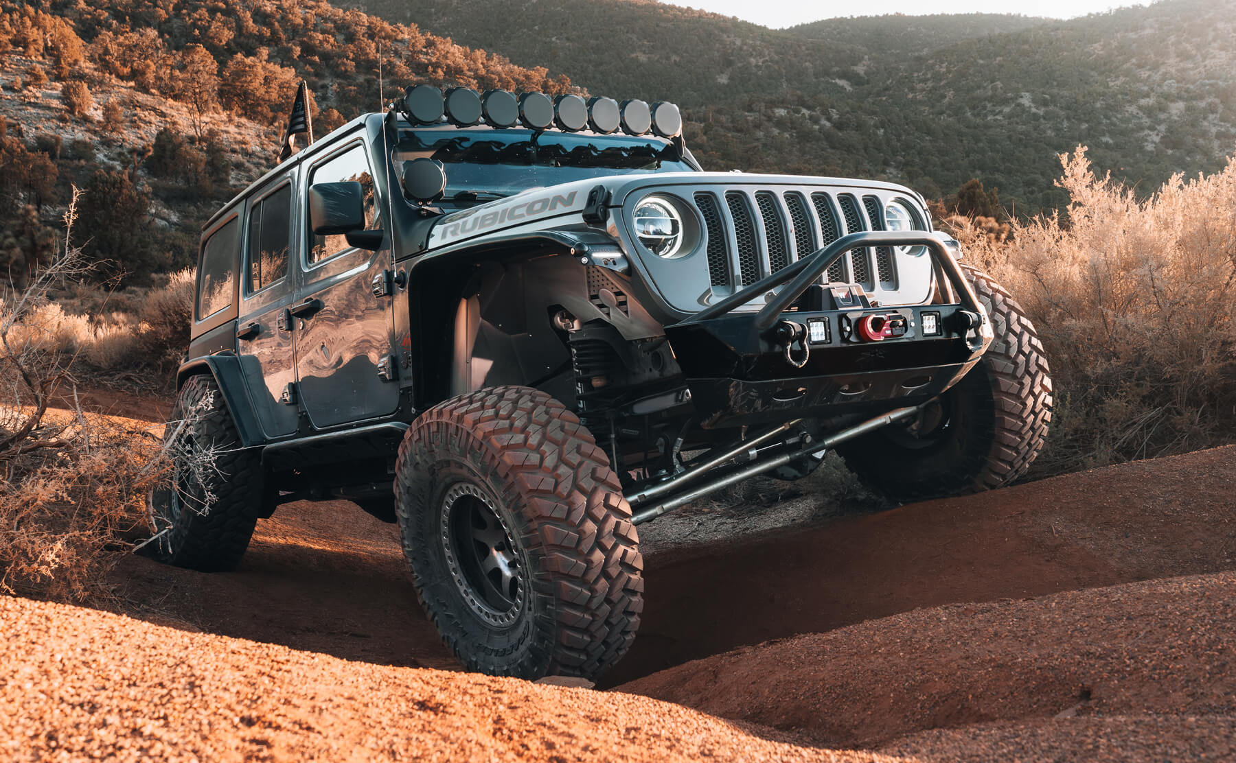 Gladiator V2 F-Type 8,000lb 12v Electric Winch - Warrior Winches USA