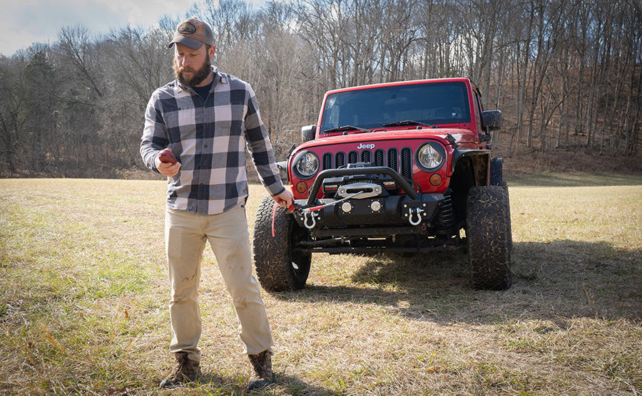 Gladiator F-Type 8,000lb 12v Electric Winch - Synthetic Rope