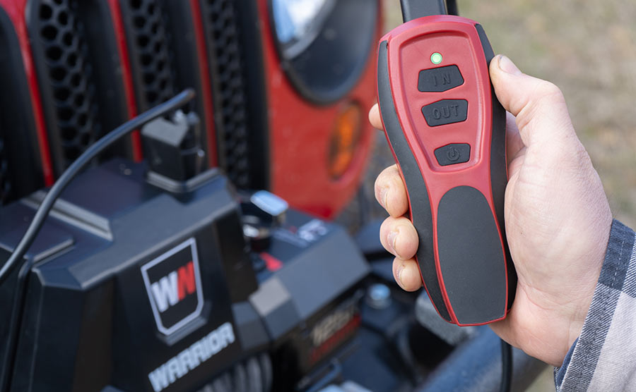 Gladiator F-Type 8,000lb 12v Electric Winch - Synthetic Rope