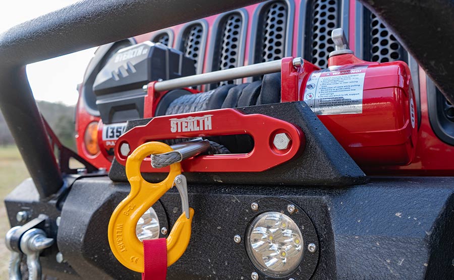 Stealth 13,500lb 12v Electric Winch - Synthetic Rope